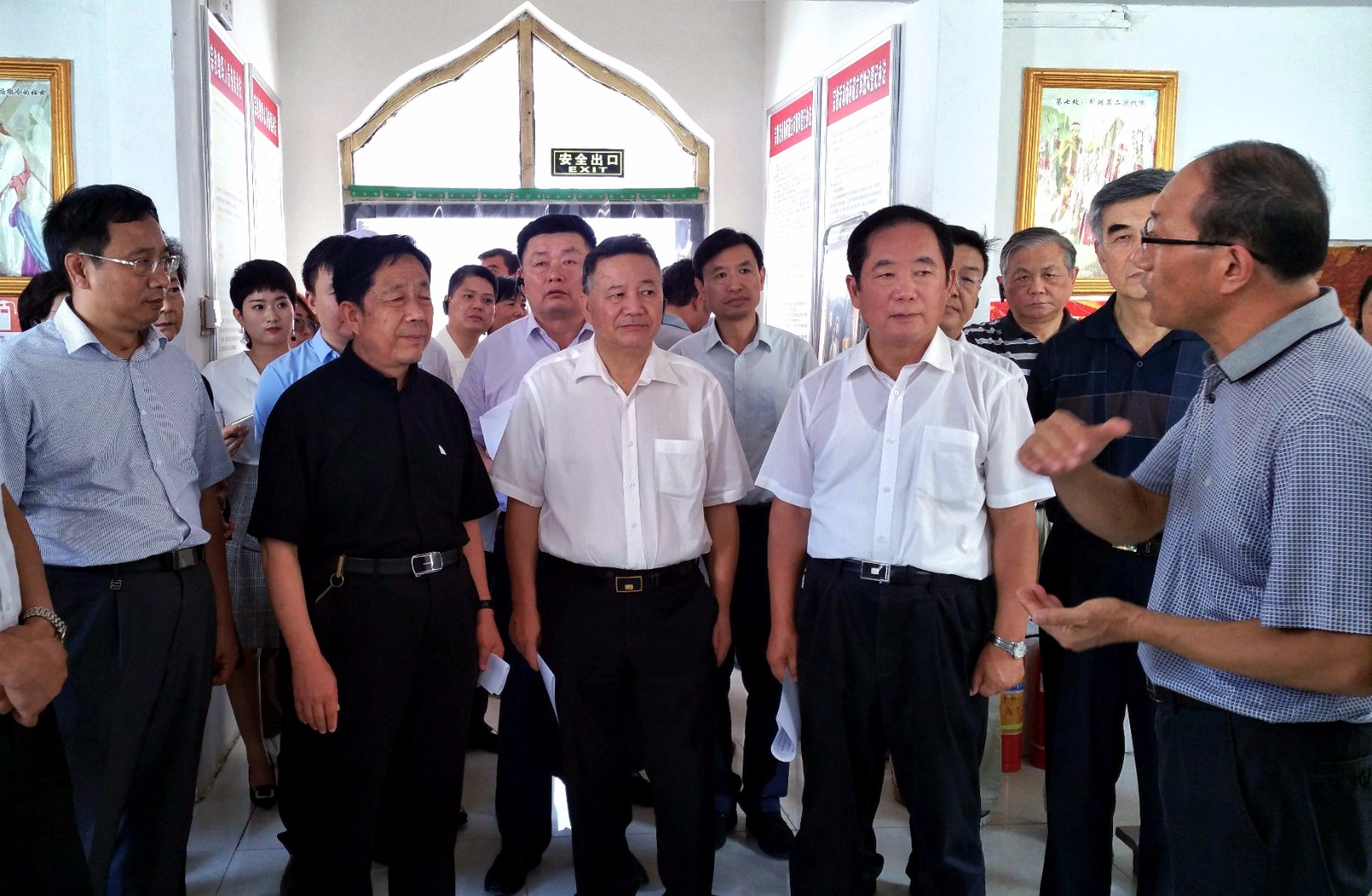 朱维群莅濮调研基层宗教工作