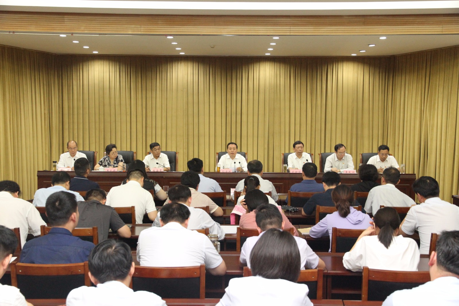 河南省委统战部召开“不忘初心、牢记使命” 主题教育总结会议