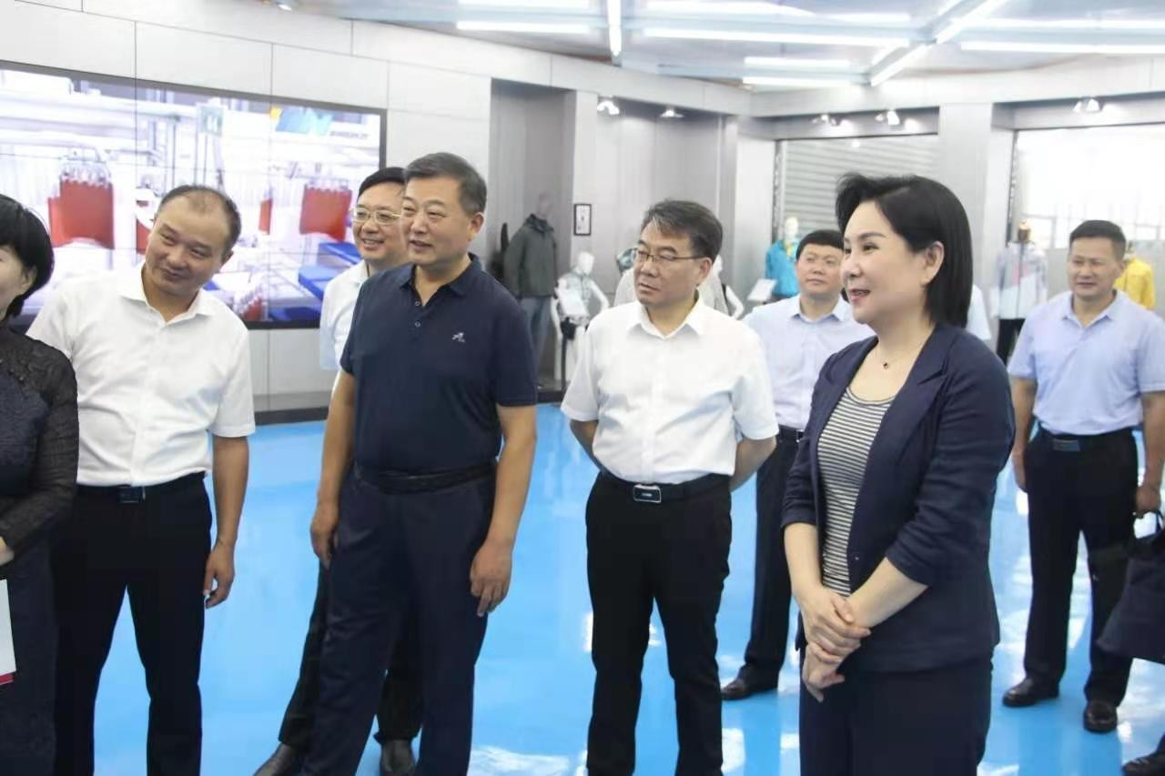 信阳市委统战部长曾辉到"万人助万企"活动联系企业调研